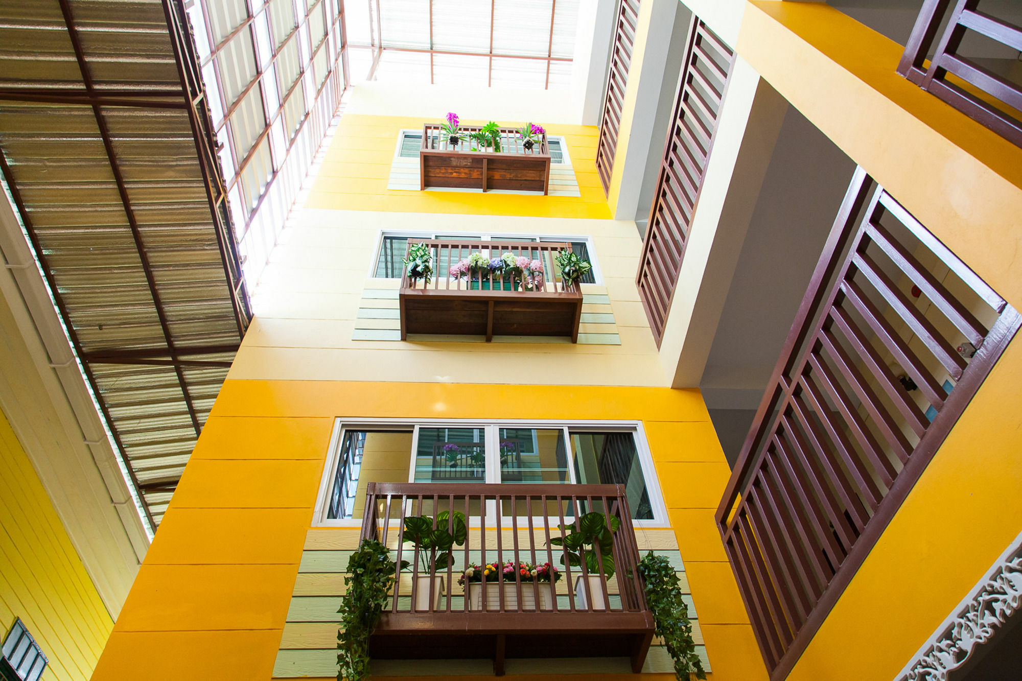 Zen Rooms Samsen 3 Bangkok Exterior photo