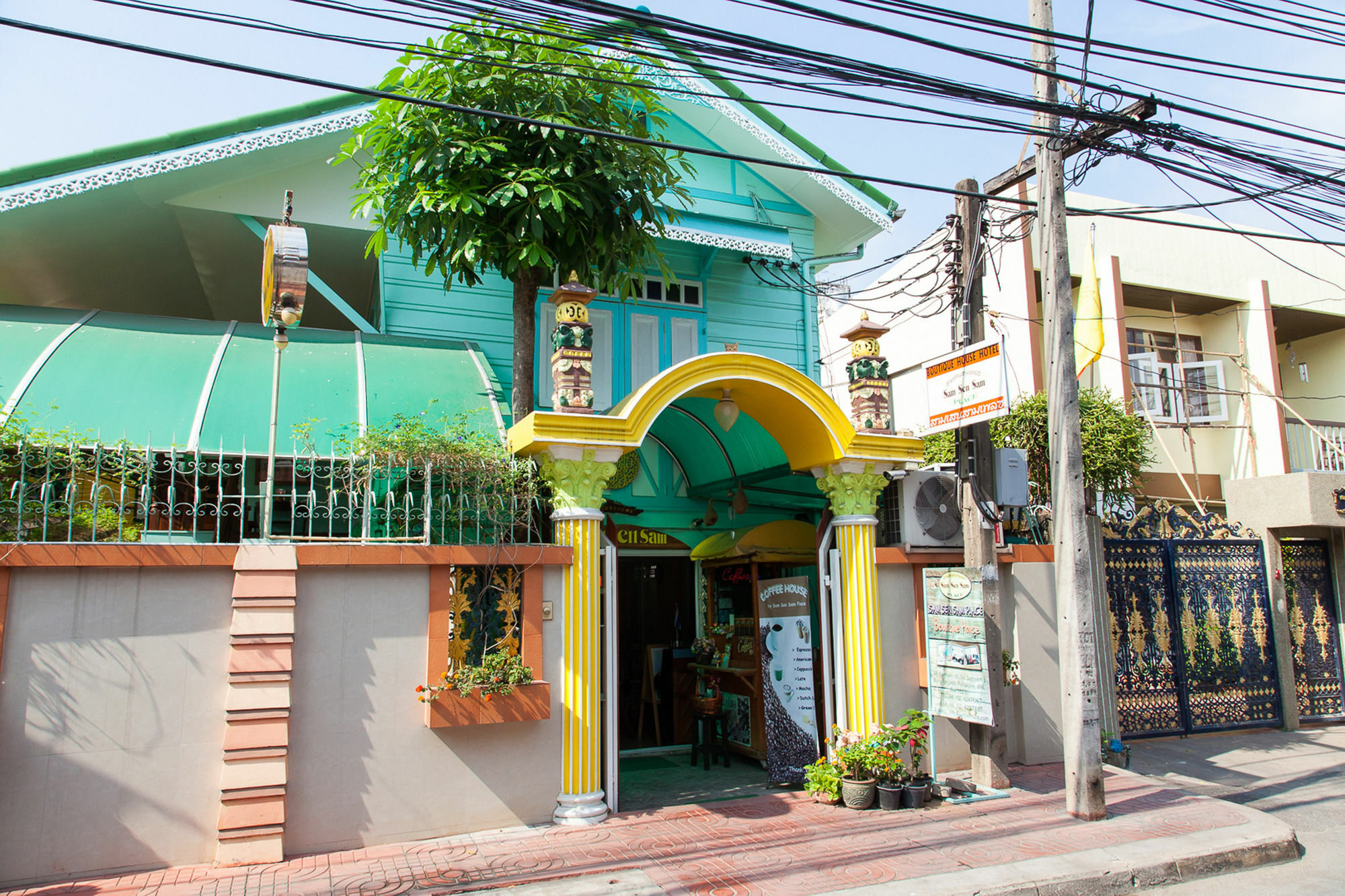 Zen Rooms Samsen 3 Bangkok Exterior photo